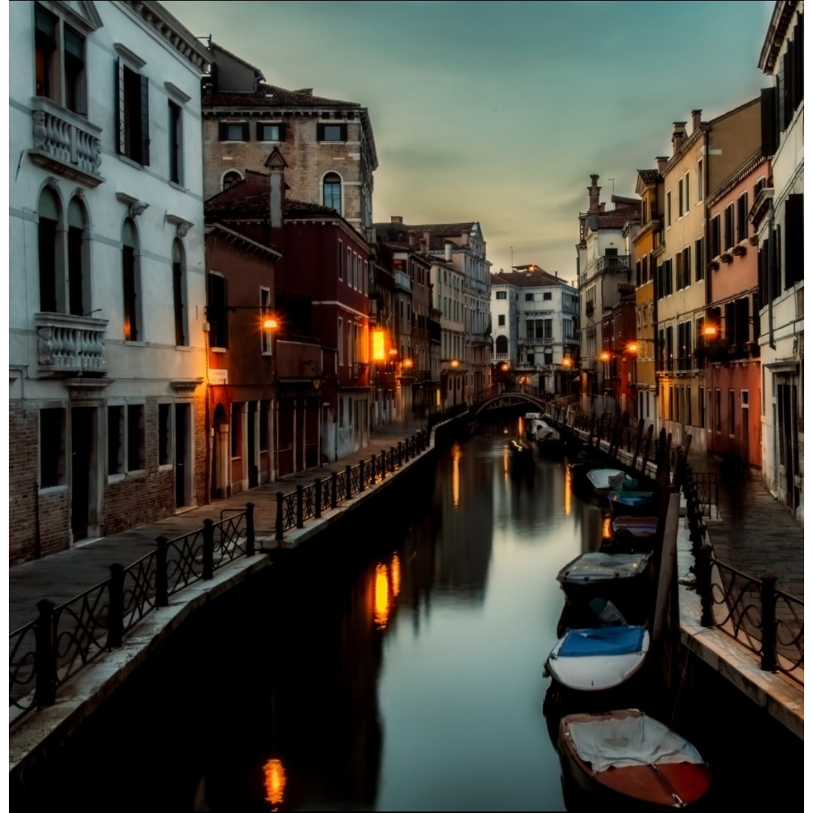 Slow Sleep Story | Lulled To Sleep On The Venice Canals episode artwork