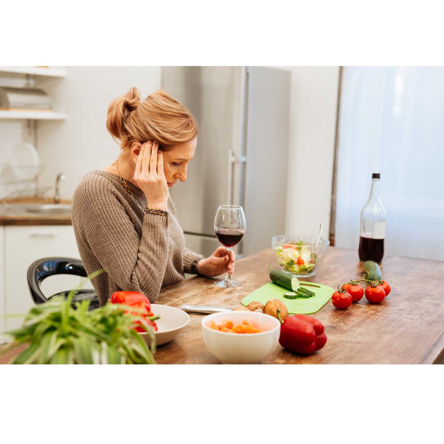 8 Foods and Drinks That May Cause Migraine Symptoms episode artwork