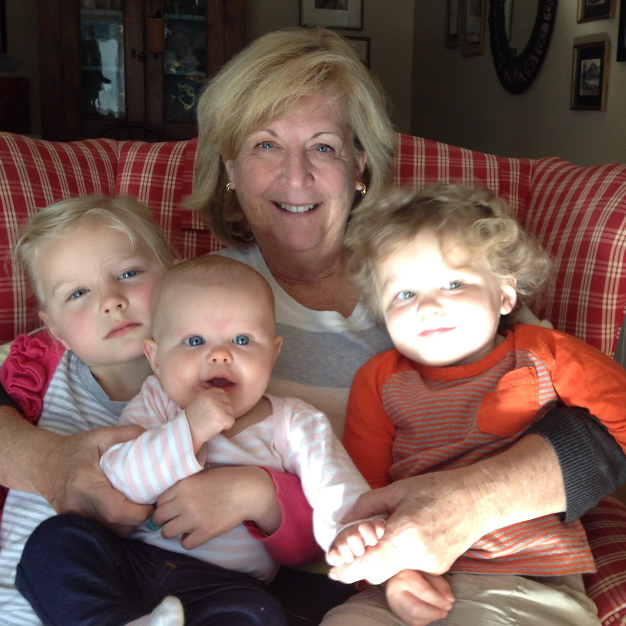 Mom's Recordings cover art