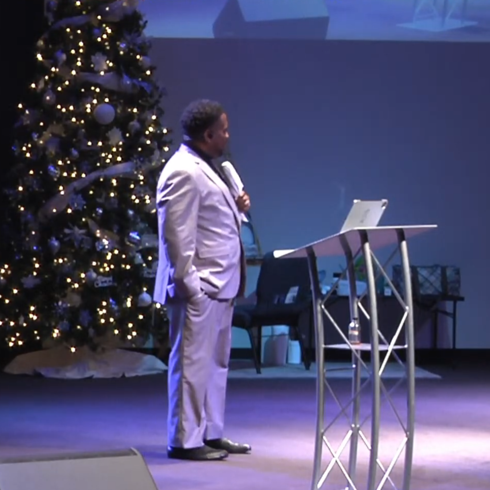 Progress in the Presence: Rethinking Failure Through the Eyes of God episode artwork