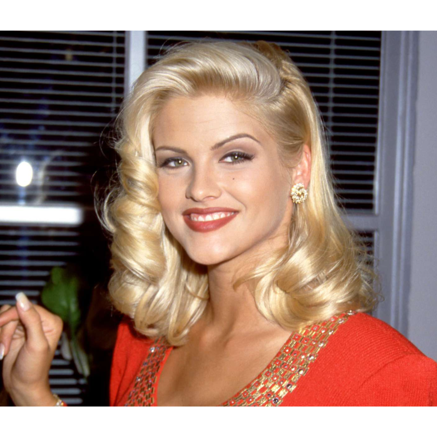 Anora! Anna Nicole! Gen-X Likes Sex, Gen-Z No Sex! Pro Pillow Fighting! Nude Cruising! Tuna Recall! episode artwork