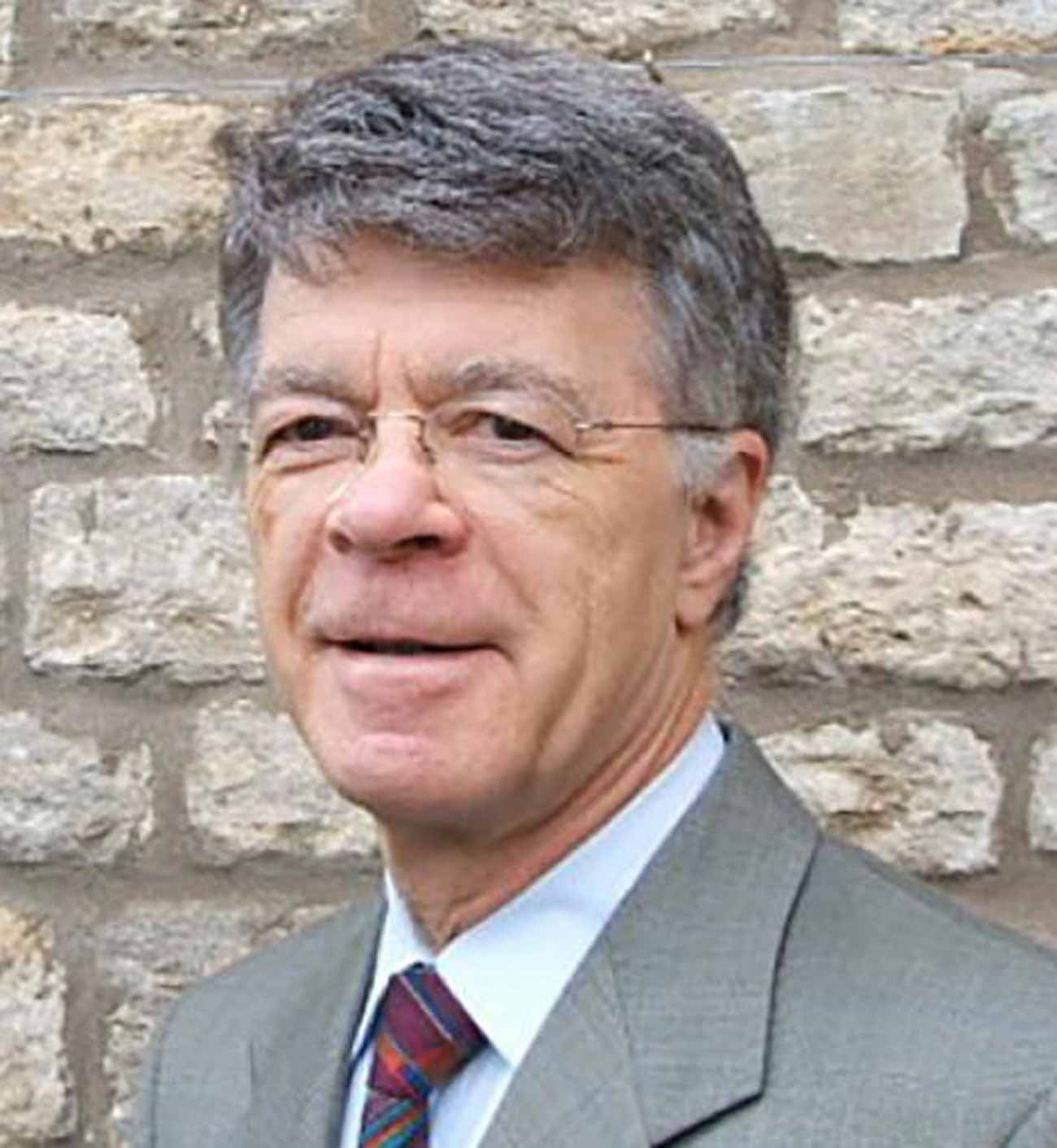 Sustainability, Climate Change, Renewable Energy, Politics, Activism, Biodiversity, Carbon Footprint, Wildlife, Regenerative Agriculture, Circular Economy, Extinction, Net-Zero · One Planet Podcast