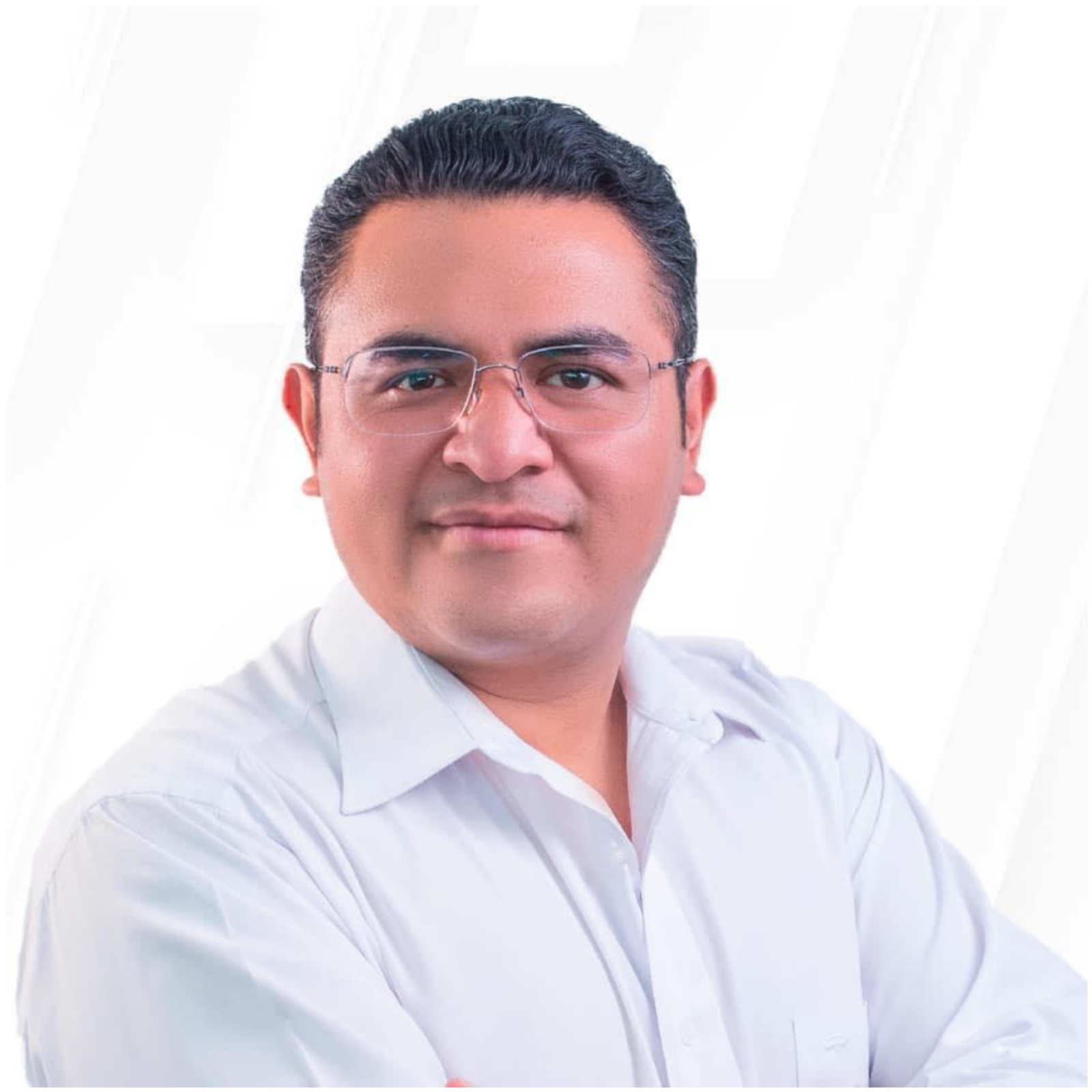 🗣️ VUELVE A ESCUCHAR EL COMENTARIO DE JULIO HERNÁNDEZ MEJÍA, ANALISTA POLÍTICO 📰💡