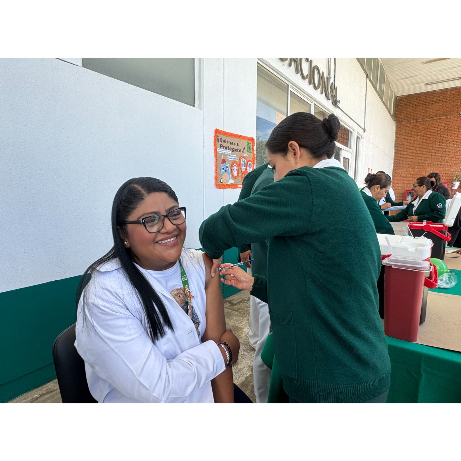 💉❄️ INICIA IMSS CAMPAÑA DE VACUNACIÓN CONTRA LA INFLUENZA ESTACIONAL EN TLAXCALA 🏥🧣🦠