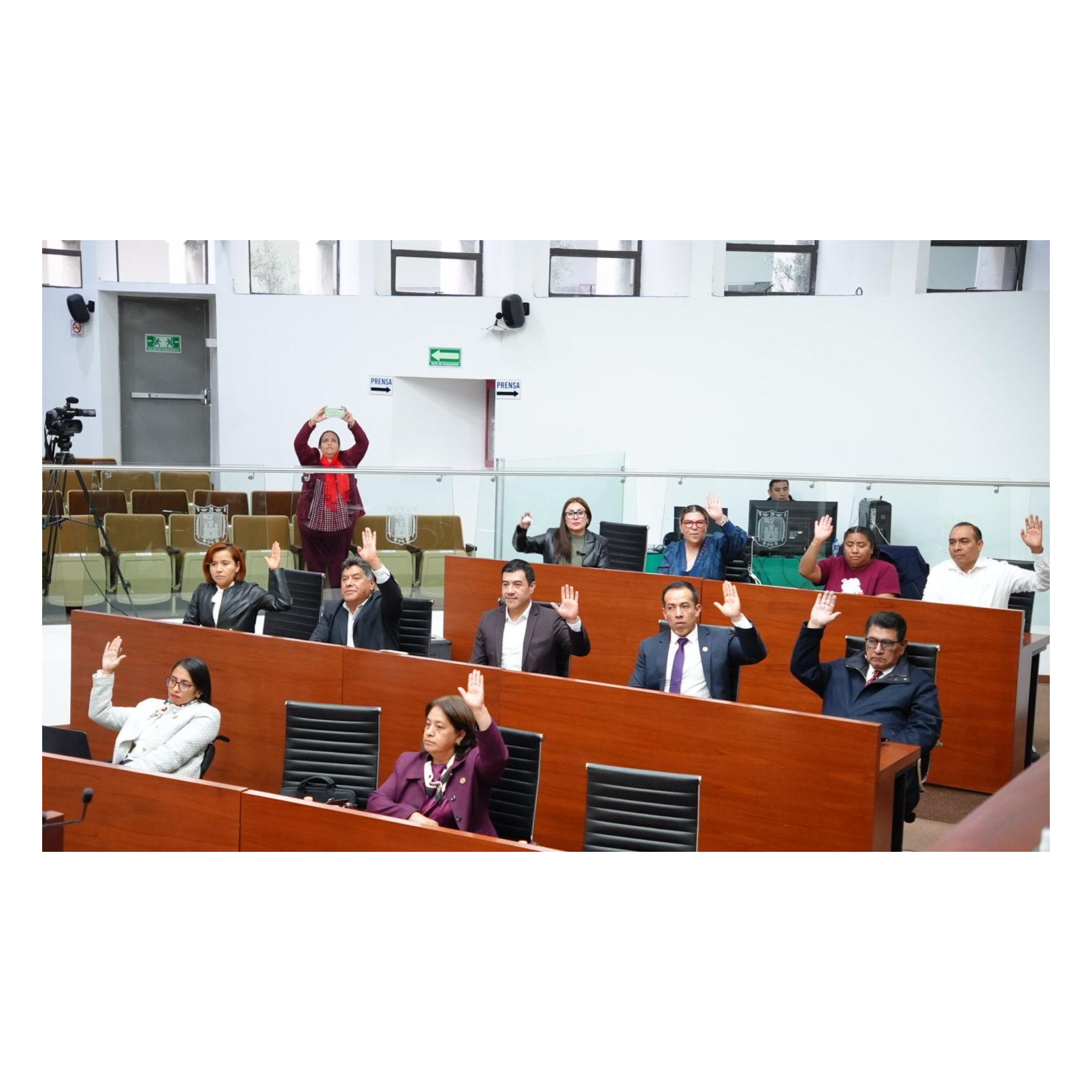 CONGRESO DE TLAXCALA APRUEBA PRESUPUESTO DE 30 MIL MDP PARA 2026; HIJAS DE LA GOBERNADORA RECIBIRÁN MILLONARIOS FONDOS