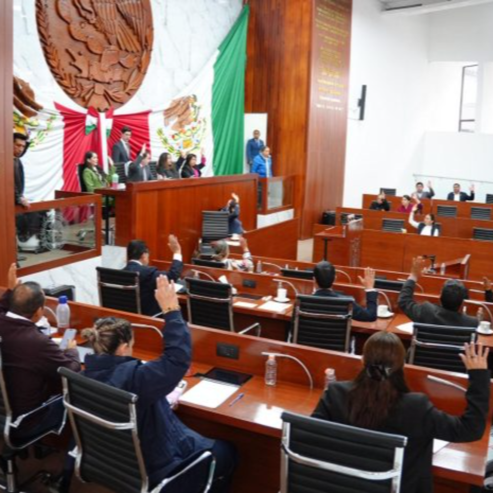 CONGRESO DE TLAXCALA EXHORTA A MUNICIPIOS A INSTALAR CONSEJOS DE SALUD MENTAL 🧠⚠️🏛️