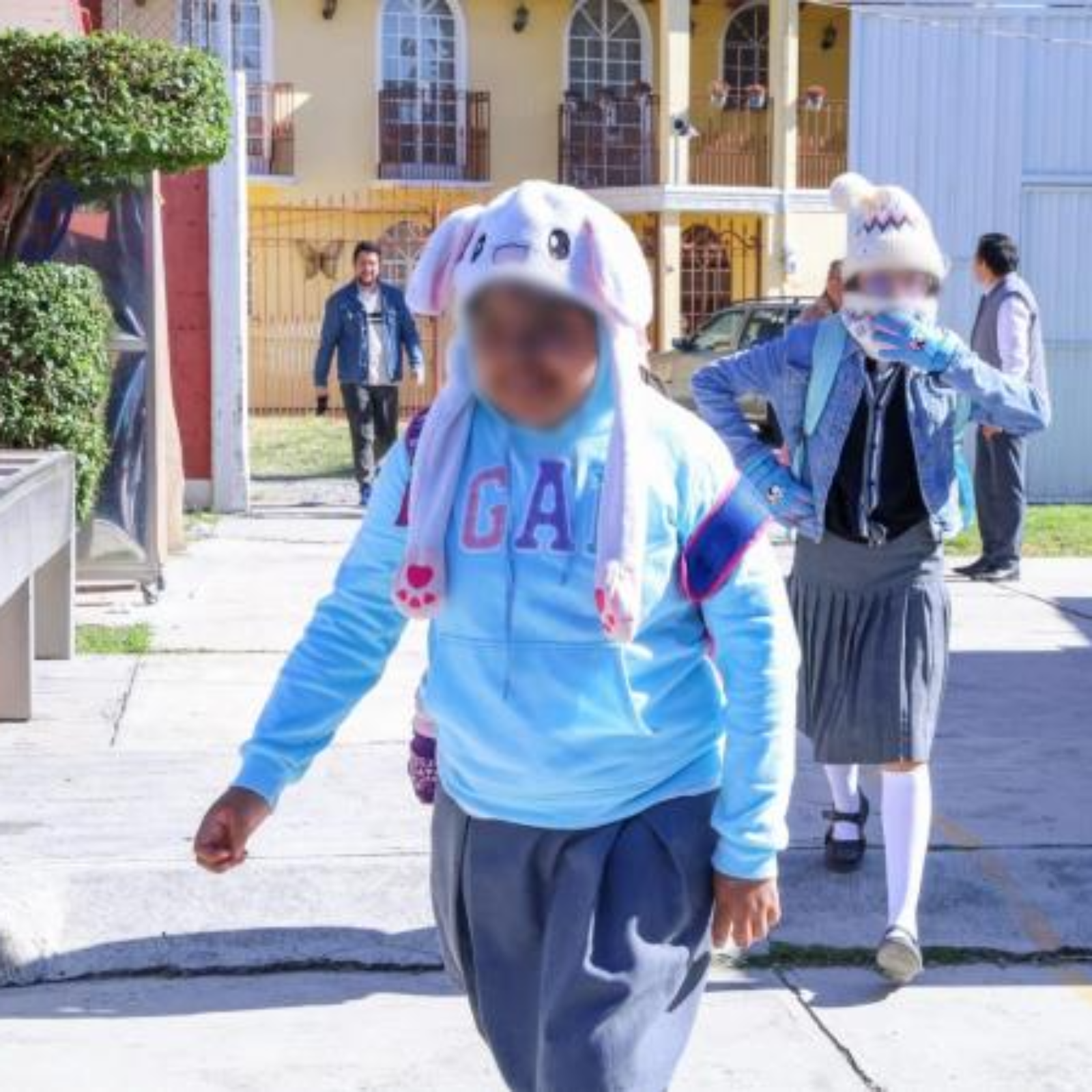 POR FRENTE FRÍO 18, PUEBLA SUSPENDE CLASES PRESENCIALES EN 5 MIL 836 ESCUELAS DE 64 MUNICIPIOS ❄️🧤🧣🚨
