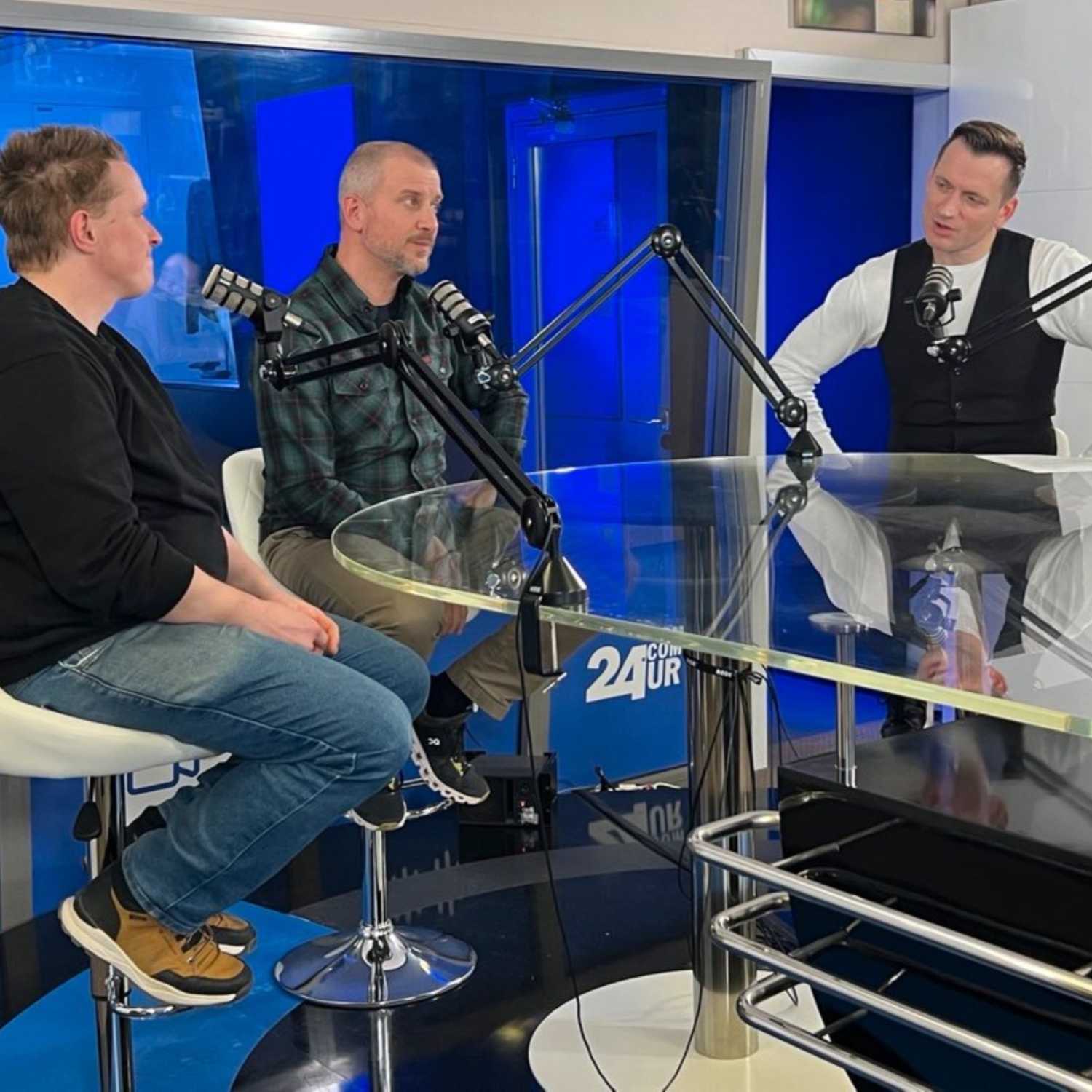 Uroš Kuzman in Aleš Novak o sarkastičnih komentarjih žensk: Ja, bogi - s Simonom Vadnjalom