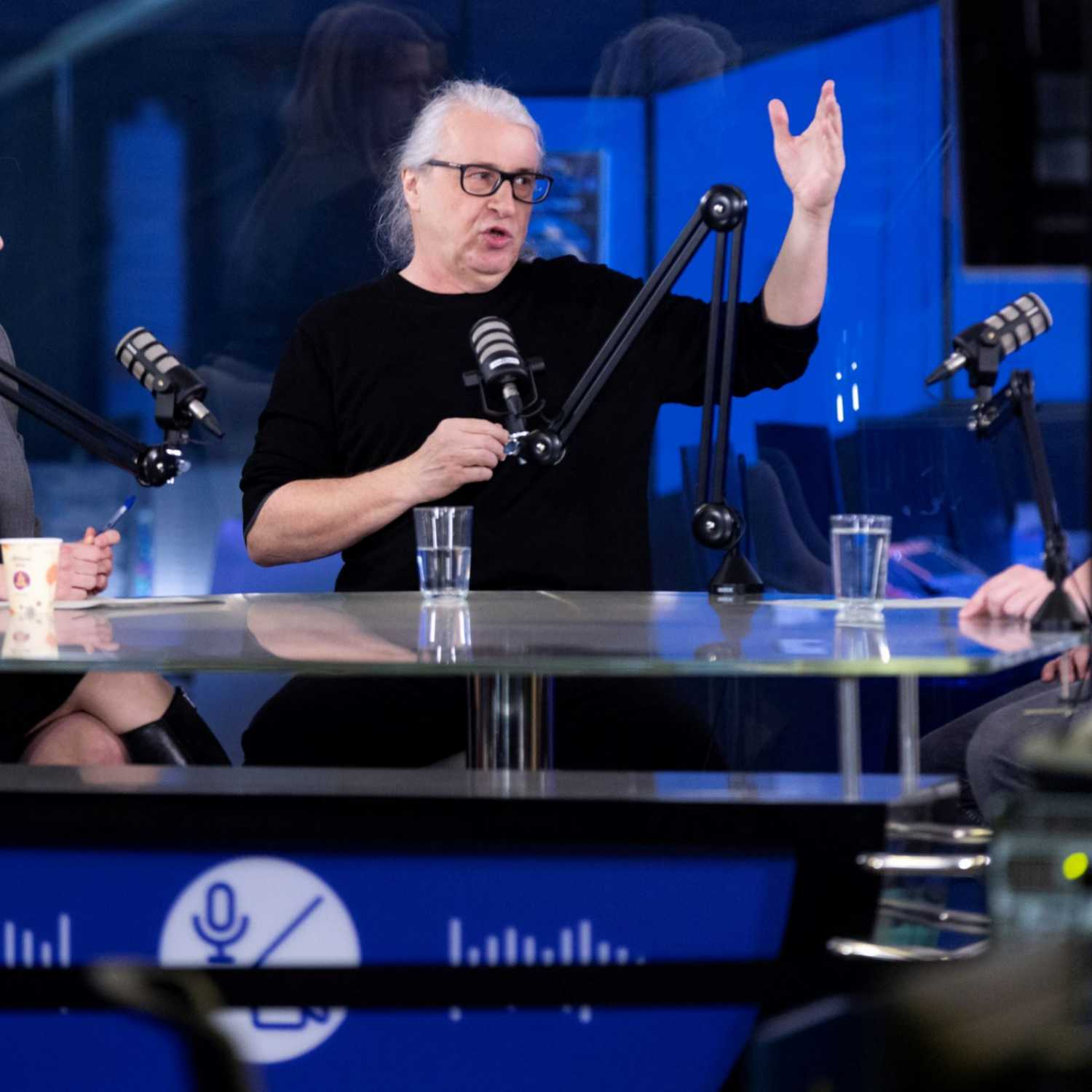 Marcel Štefančič: Slovenci komaj čakajo, da nekoga izvolijo in ga potem zrušijo - z Metko Majer in Anžetom Božičem