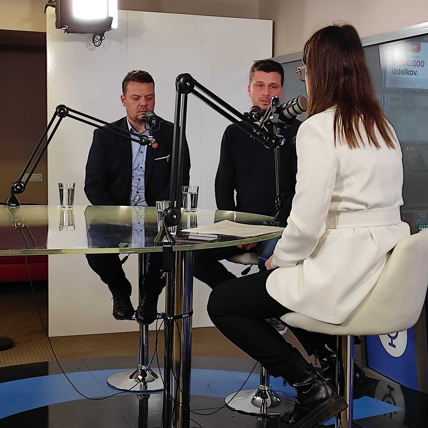 'Če bi na Koroškem imeli župane, kot so bili prekmurski, bi to cesto verjetno že imeli' - z Žano Vertačnik