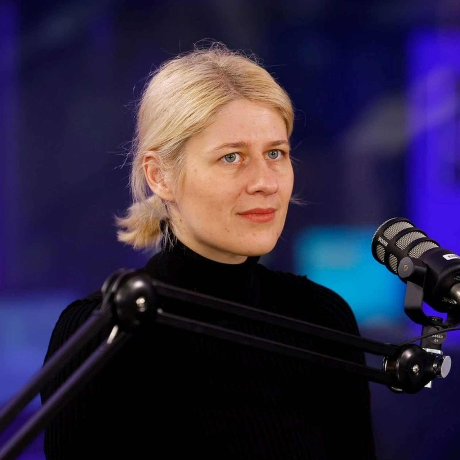 Cenejša stanovanja, ki so lahko boljša od lažnega luksuza - s Teo Šentjurc