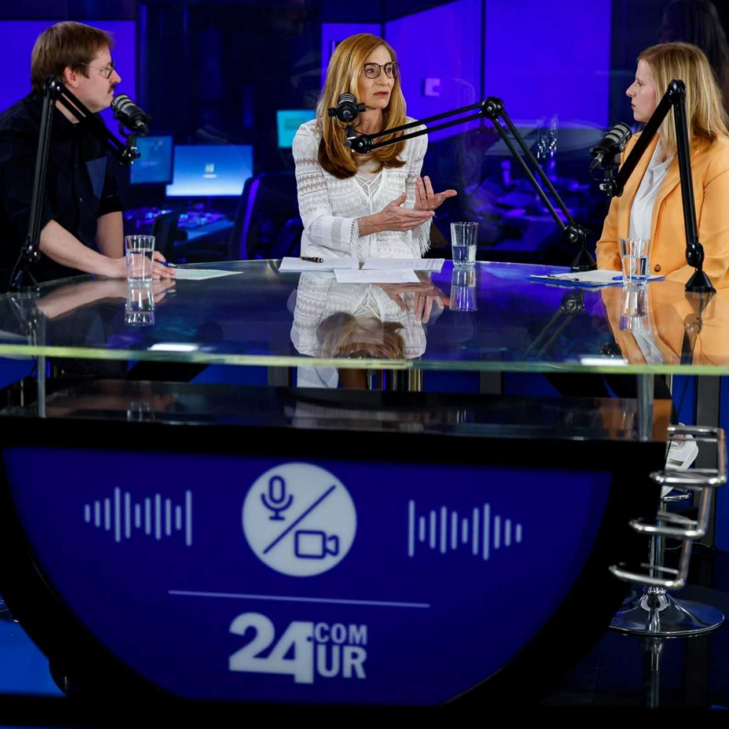 Leto dni po državnozborskih volitvah - z Anžetom Božičem in Metko Mayer