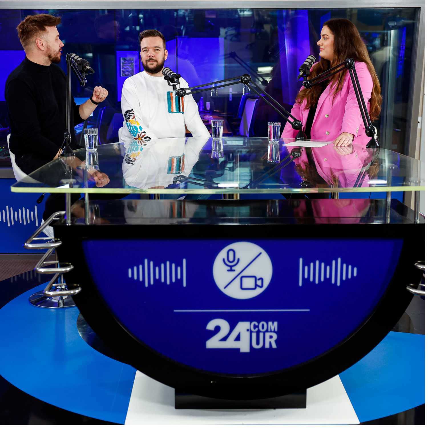 Komentar letošnje Evrovizije: 21. mesto Slovenije je 'kilav' razplet - z Evo Mavrič