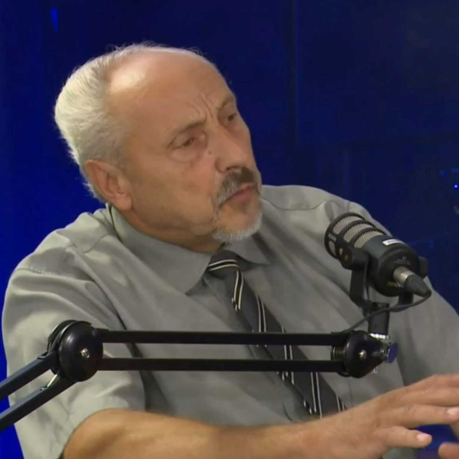 Tožilec Jože Kozina: Zakon dovoljuje 20 načinov ubijanja - z Alenko Arko