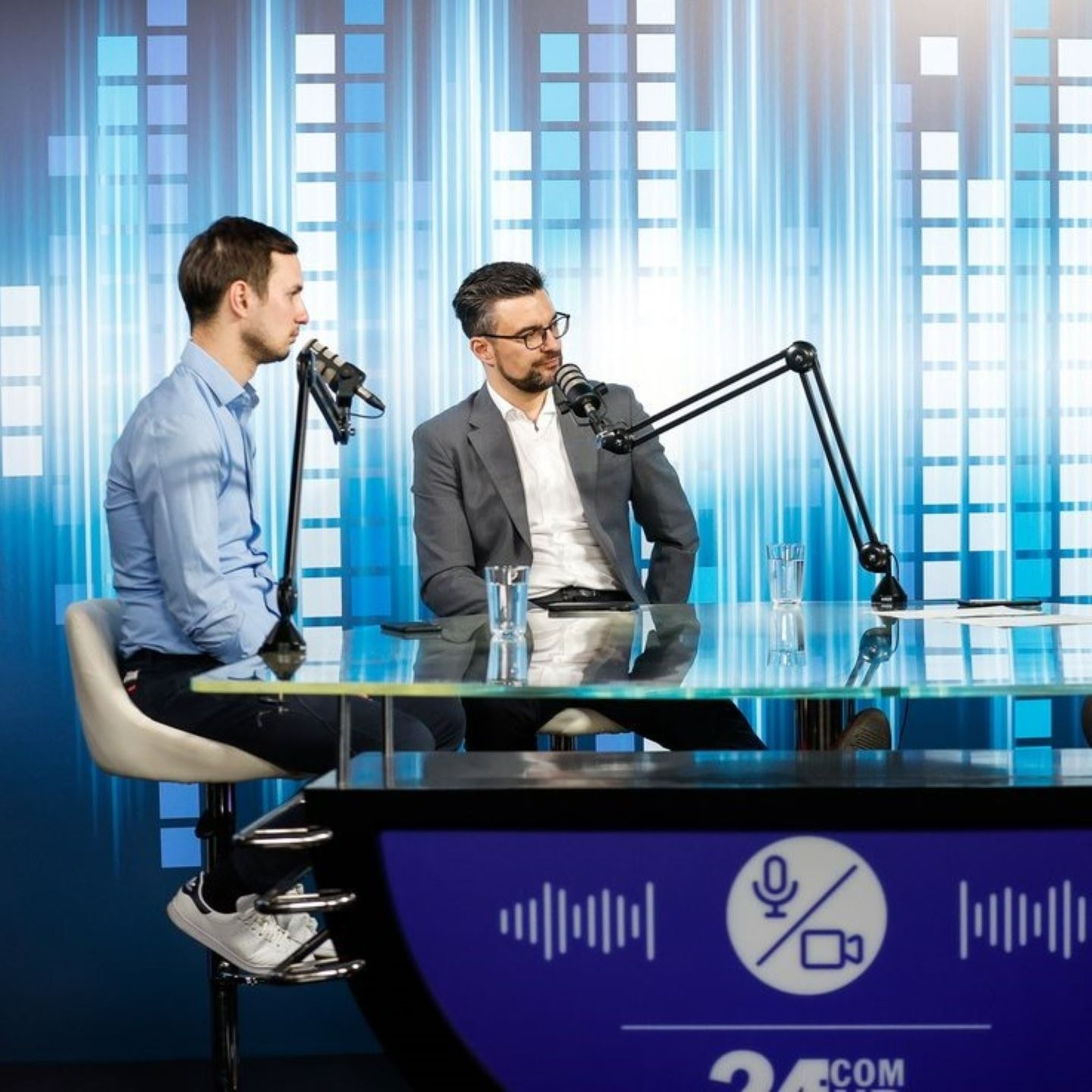 Finančni POPkast: Svet portfelj z 10-odstotnim donosom v pol leta - z Adijem Omerovićem