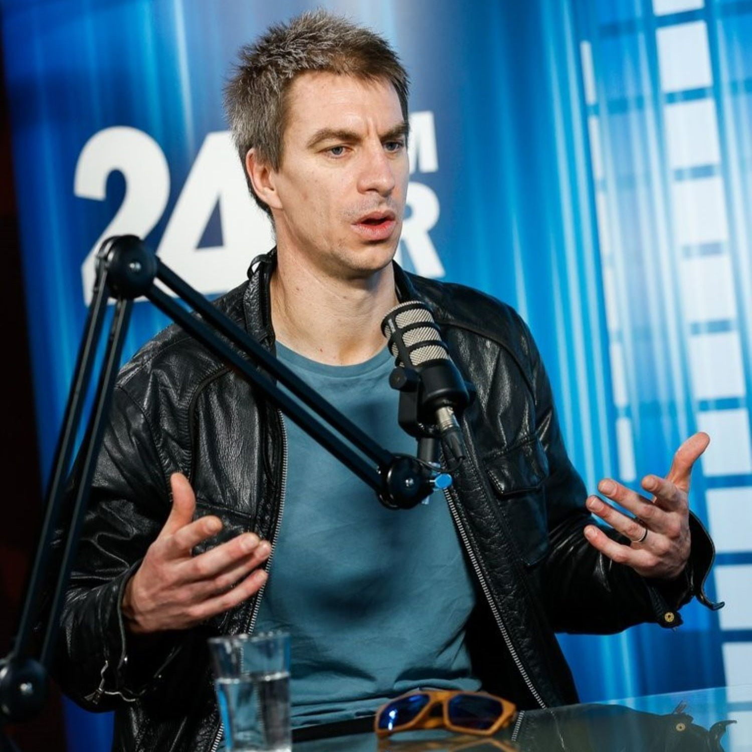 Jure Henigman: Vrzite mi paradižnik v glavo, izrazite svoje mnenje! - s Simonom Vadnjalom