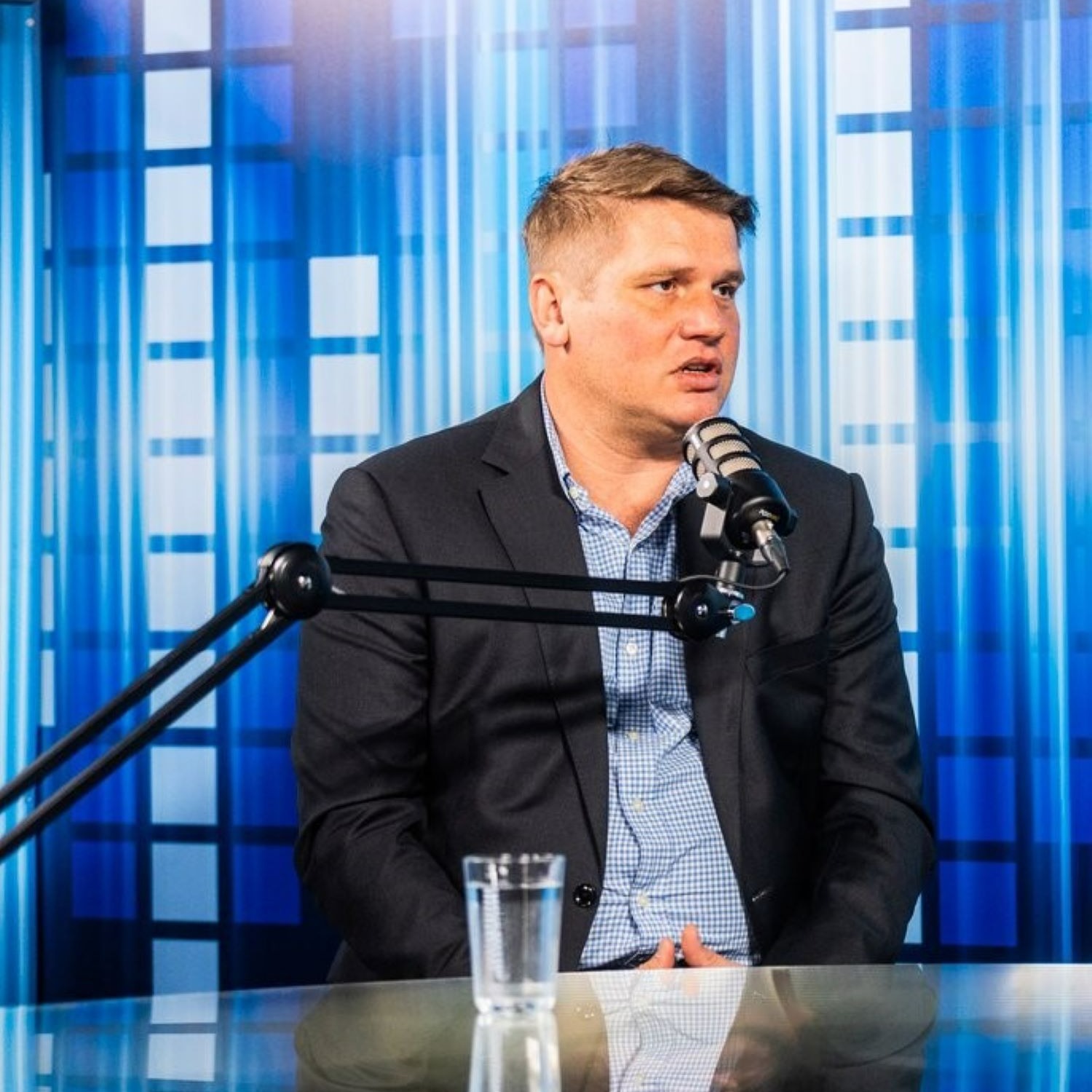 Finančni POPkast: Kupuj nizko in prodaj visoko - z Adijem Omerovićem