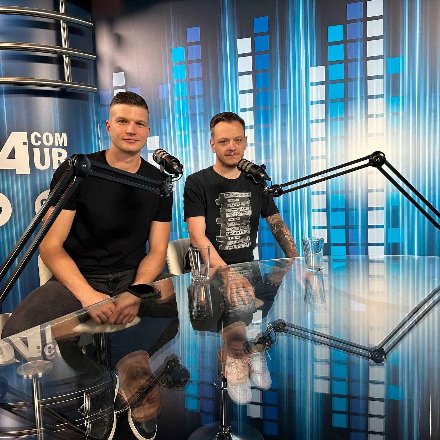 Ljudje se zbujajo zaradi Luke in Kyrija, a tudi zaradi izjemnega Dallasa - z Maticem Flajšmanom