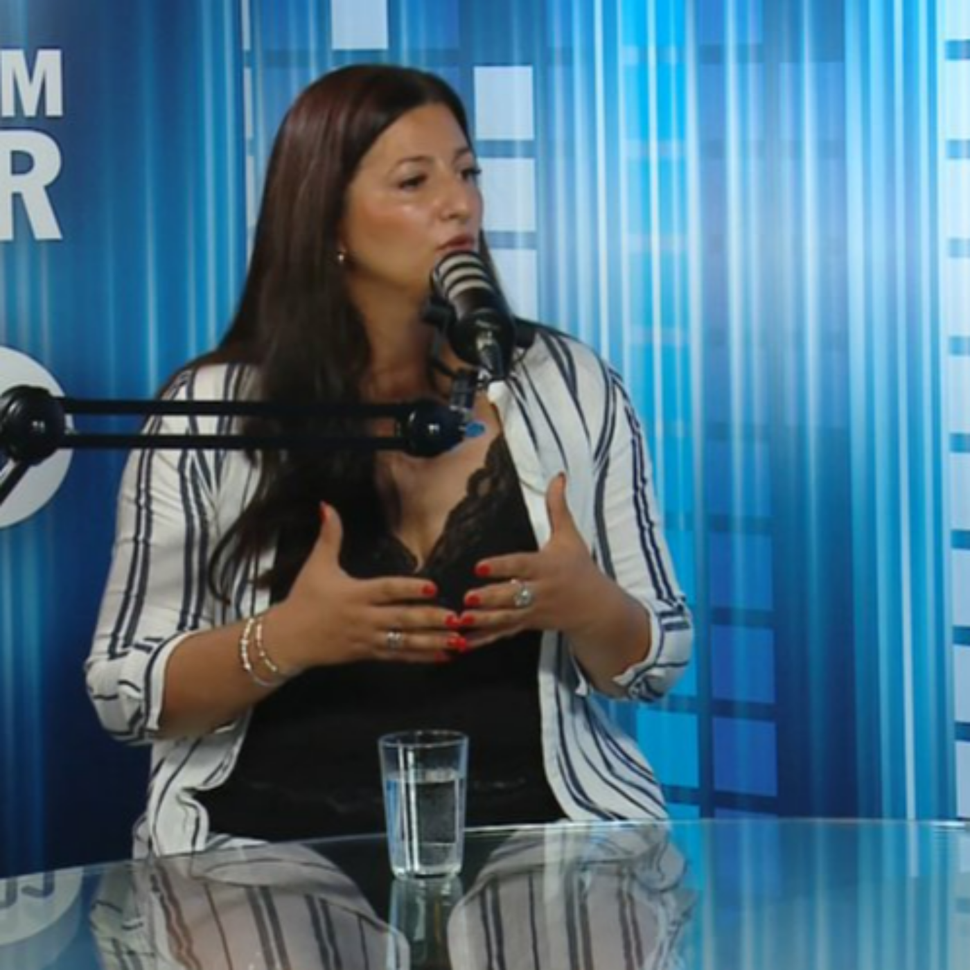 'Prvi korak je, da si sploh priznamo, da se nam je zataknilo'- z Veroniko Hari