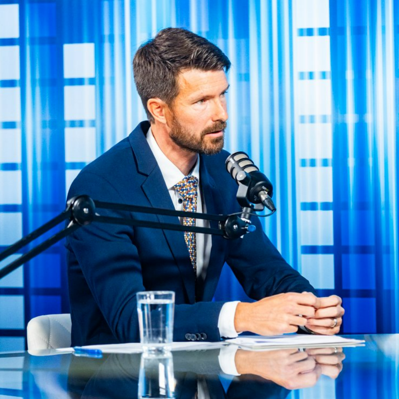 Finančni POPkast: Recesija bo počila balon umetne inteligence - z Adijem Omerovićem