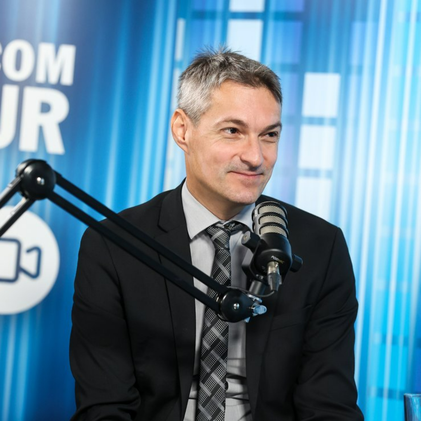 Finančni POPkast: Gospodarski obeti in analiza tveganj - z Adijem Omerovićem