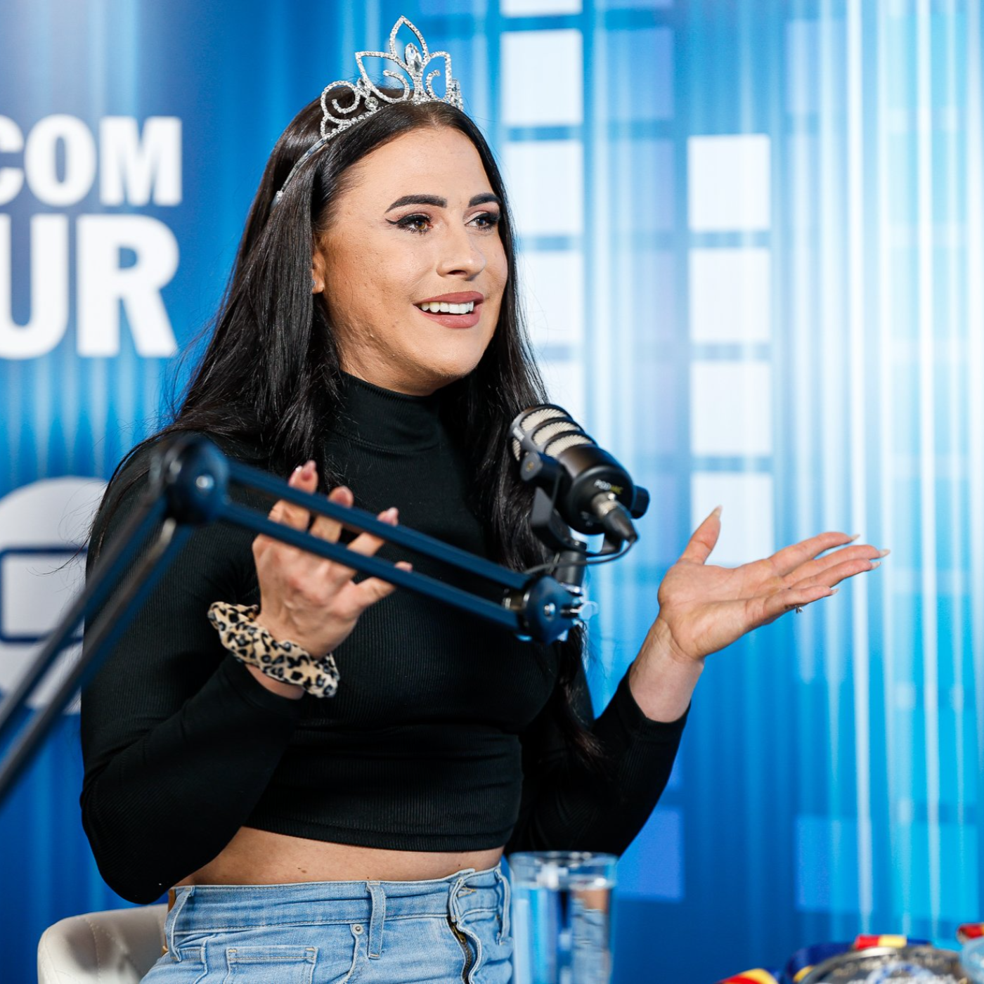 Slovenska bodybuilderka Sara Milič: Bodybuilding je v resnici zelo ženstven šport - s Kajo Ahčin