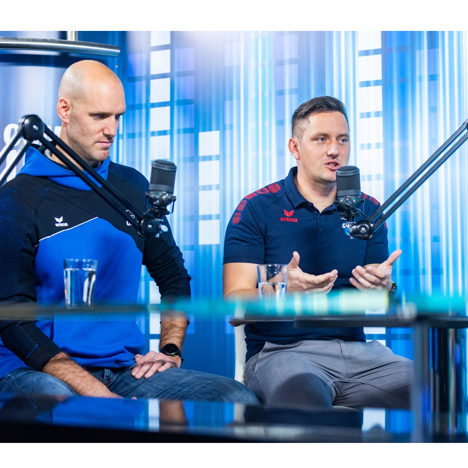 Strokovnjaka o tem, kaj se zgodi z zaposlenimi, ko podjetje izboljša njihov življenjski slog - s Klaro Čampa