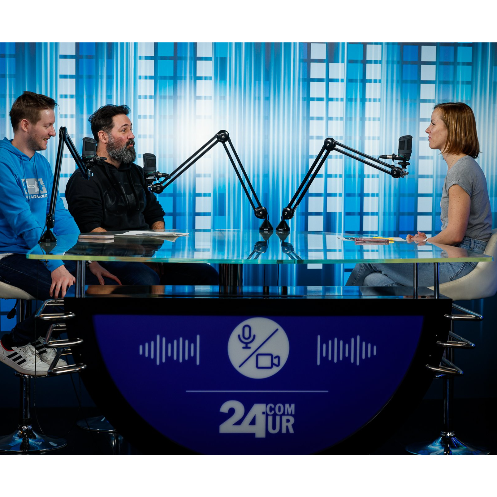 Kdo so favoriti za končno slavje v prvenstvu Formule 1? - z Evo Koderman Pavc