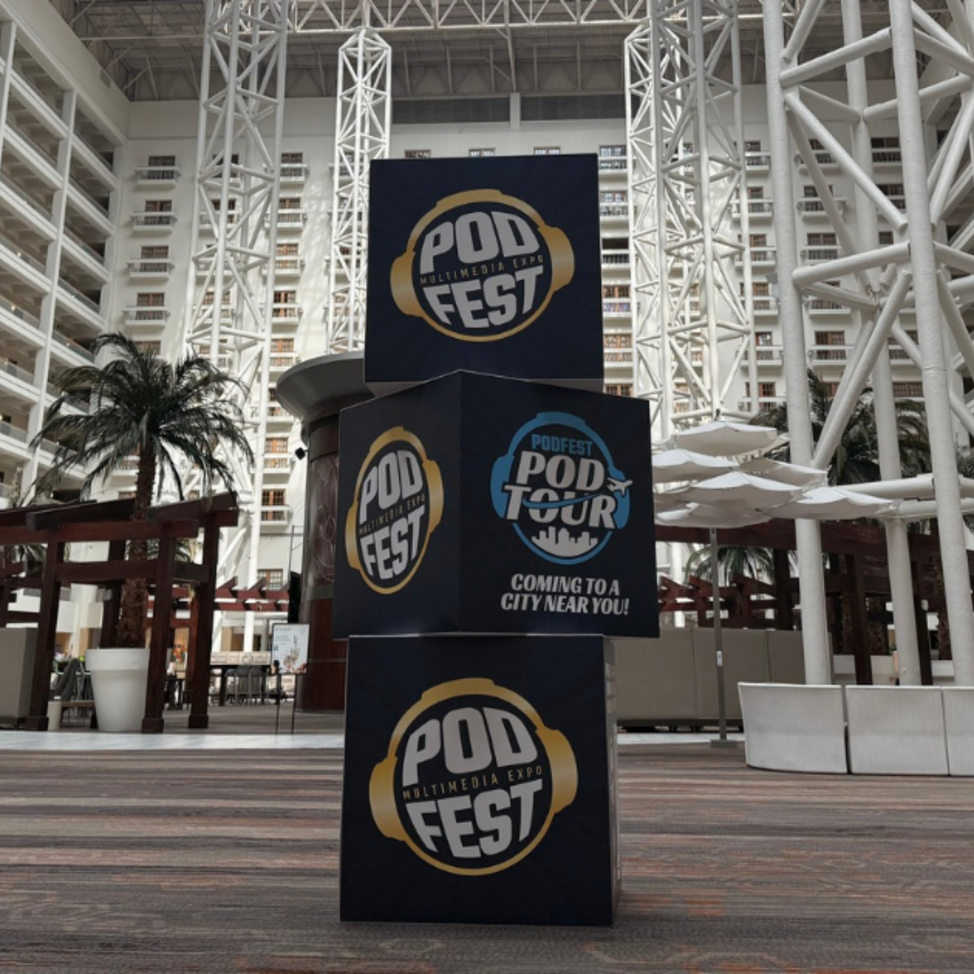 Reacciones desde Podfest 2025, en Orlando, Florida episode artwork