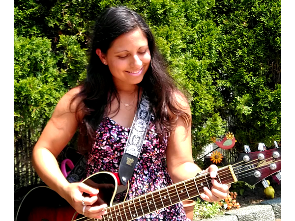 Quintessential Listening: Poetry Online Radio Presents Kiana Balacich episode artwork