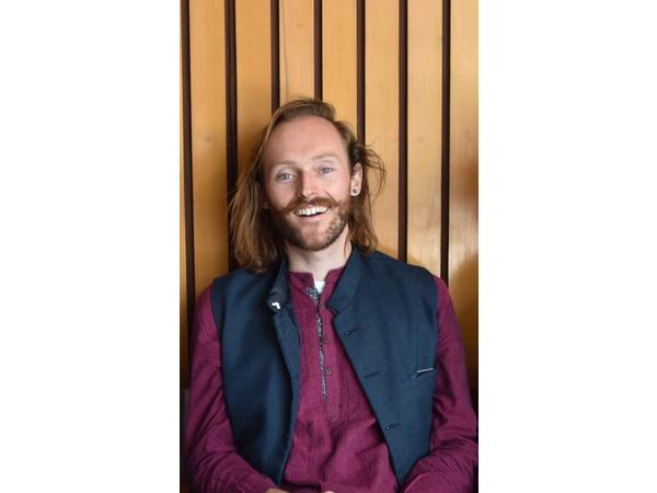 Quintessential Listening: Poetry Presents - Andrew Kerr episode artwork
