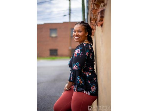 Quintessential Listening: Poetry Online Radio Presents Deelynn Leigh episode artwork