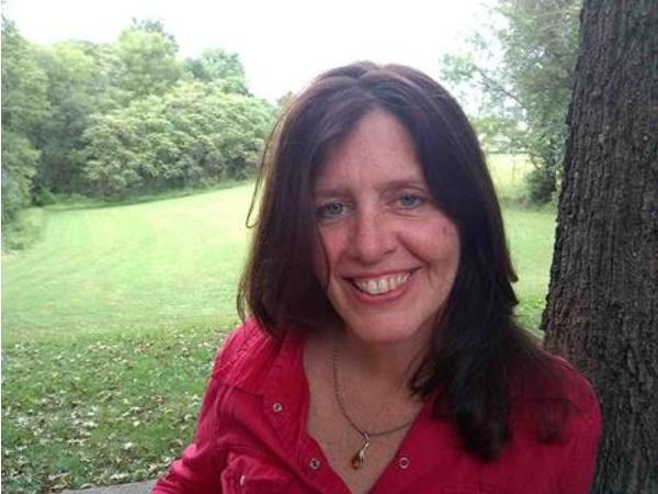 Quintessential Listening: Poetry Online Radio Presents Kristin Ferragut episode artwork