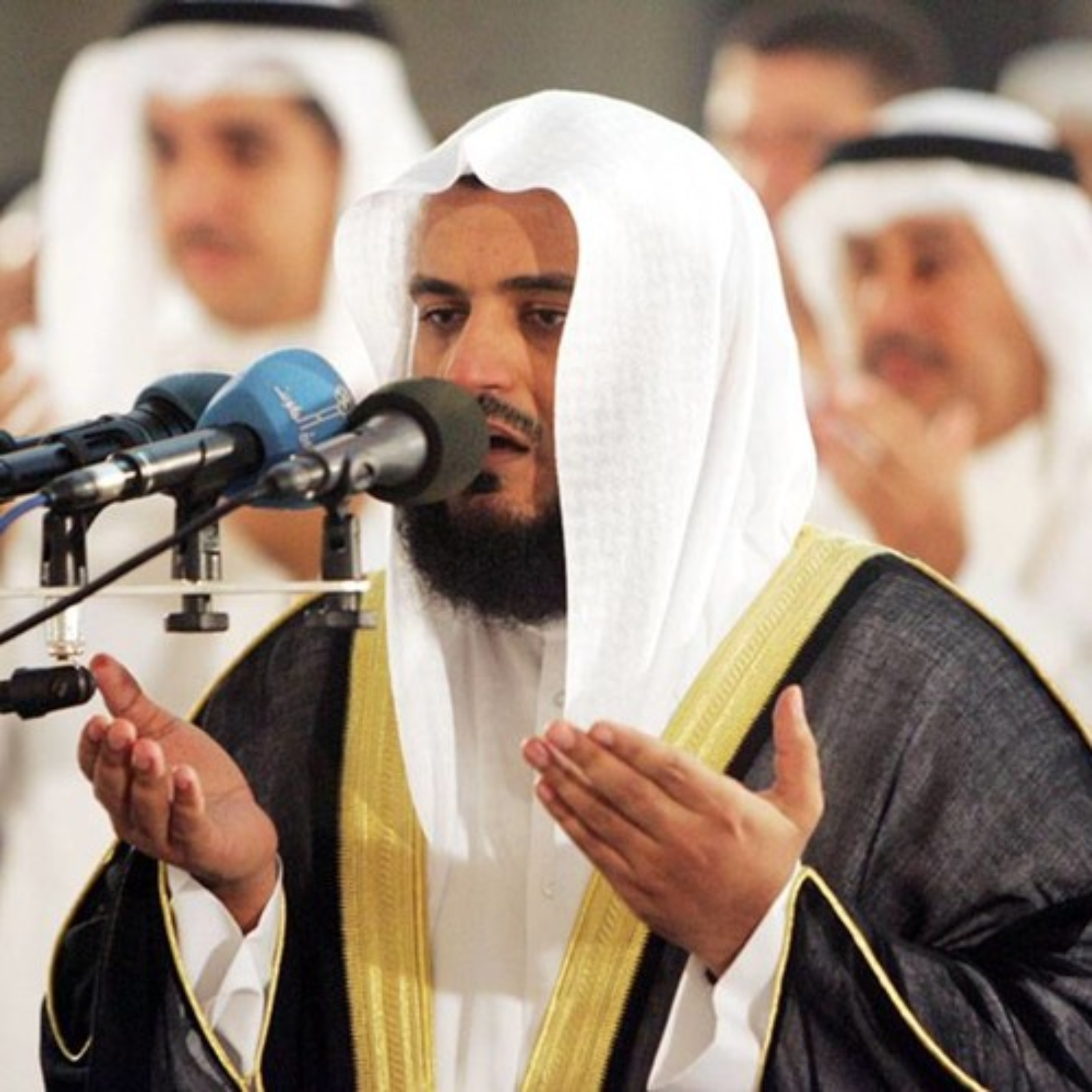 سورة المائدة ، رواه أبو الحارث عن الكسائي | الشيخ مشاري راشد العفاسي | سورة المائدة مشاري العفاسي الوفاء بالعقود والعهود    الأحكام الشرعية المتعلقة بالحلال والحرام    قصص الأنبياء والعبر منها    الدعوة إلى الاستقامة والثبات على الدين episode artwork