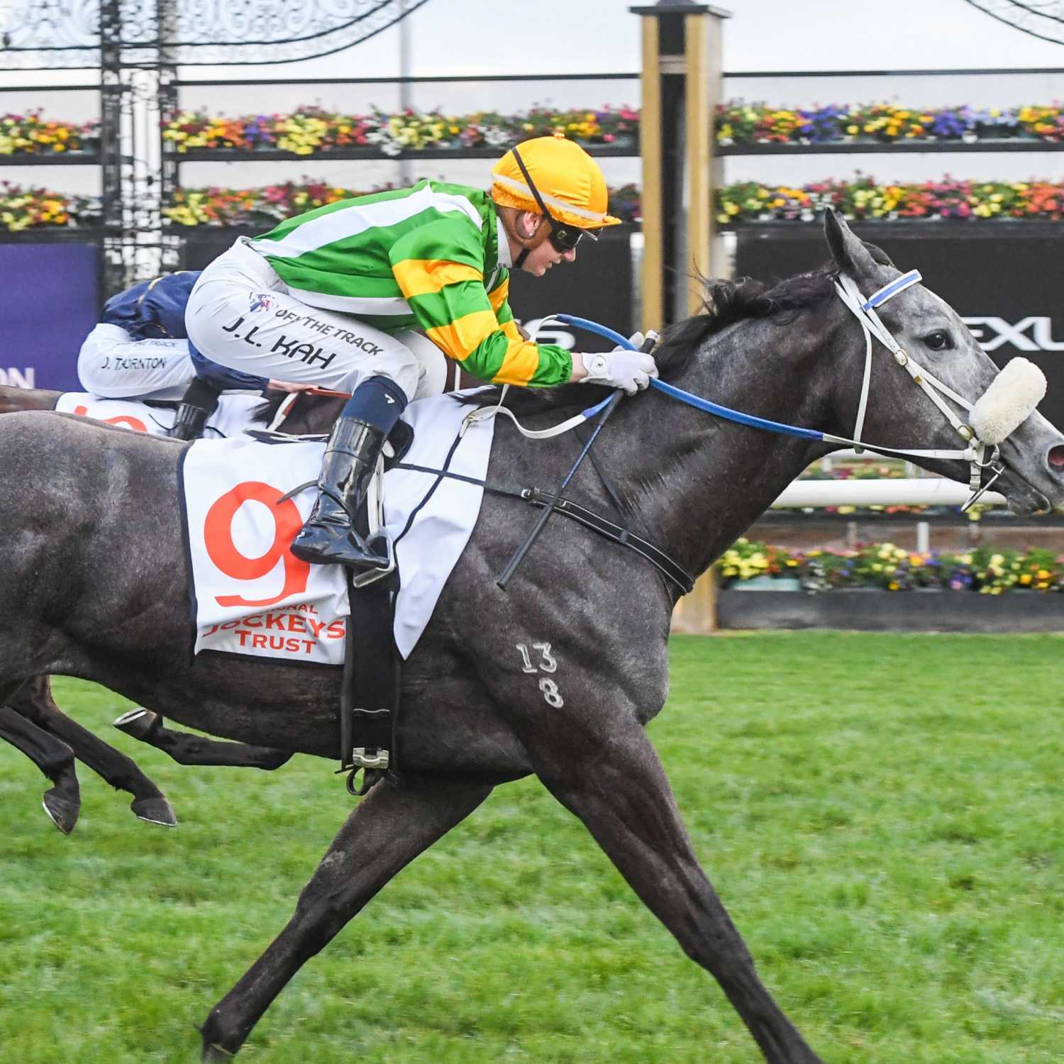 Racing Previews