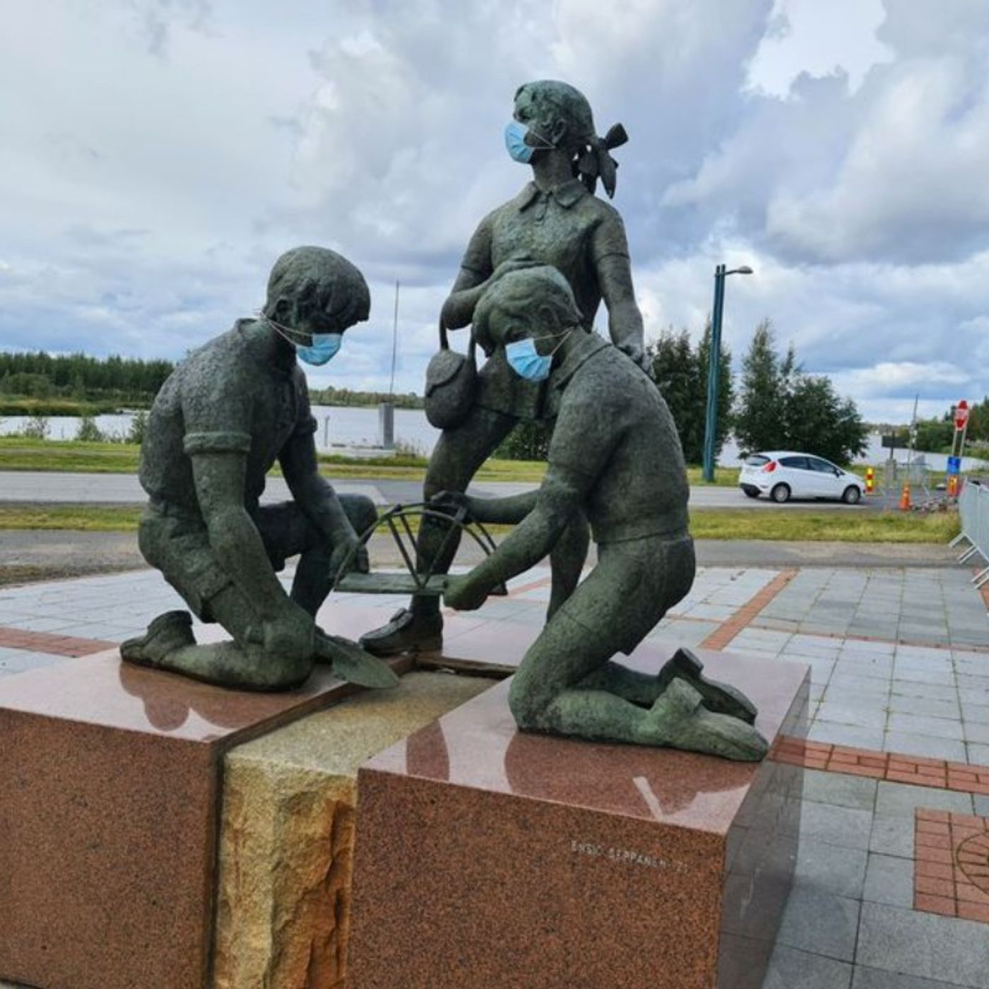 Korona teki Tornion ja Haaparannan välisen rajan näkyväksi episode artwork
