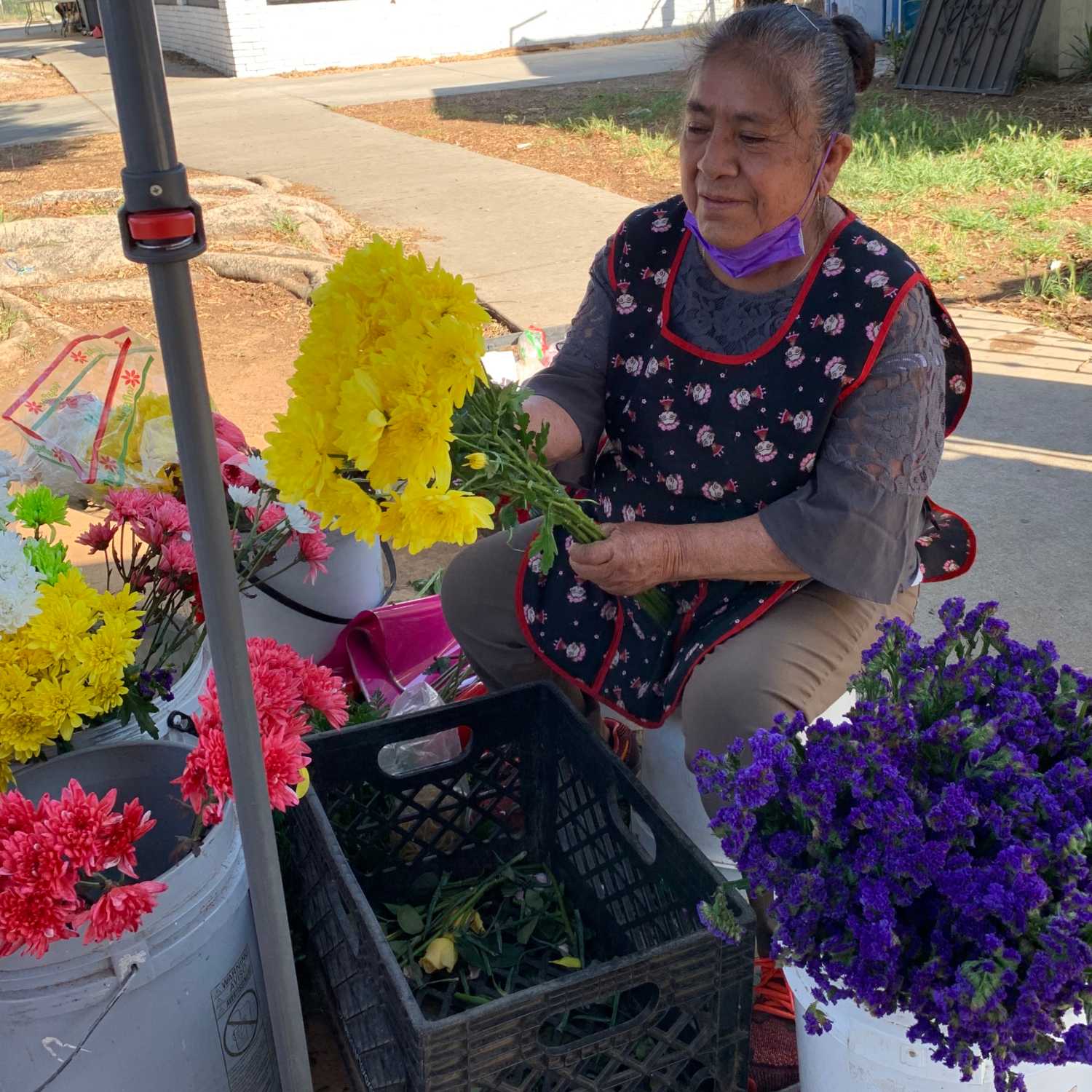 Ep. 3 - Boyle Heights Flower Vendors (Mother's Day Special Episode) Ep. 3 - Boyle Heights Flower Vendors (Mother's Day Special Episode)