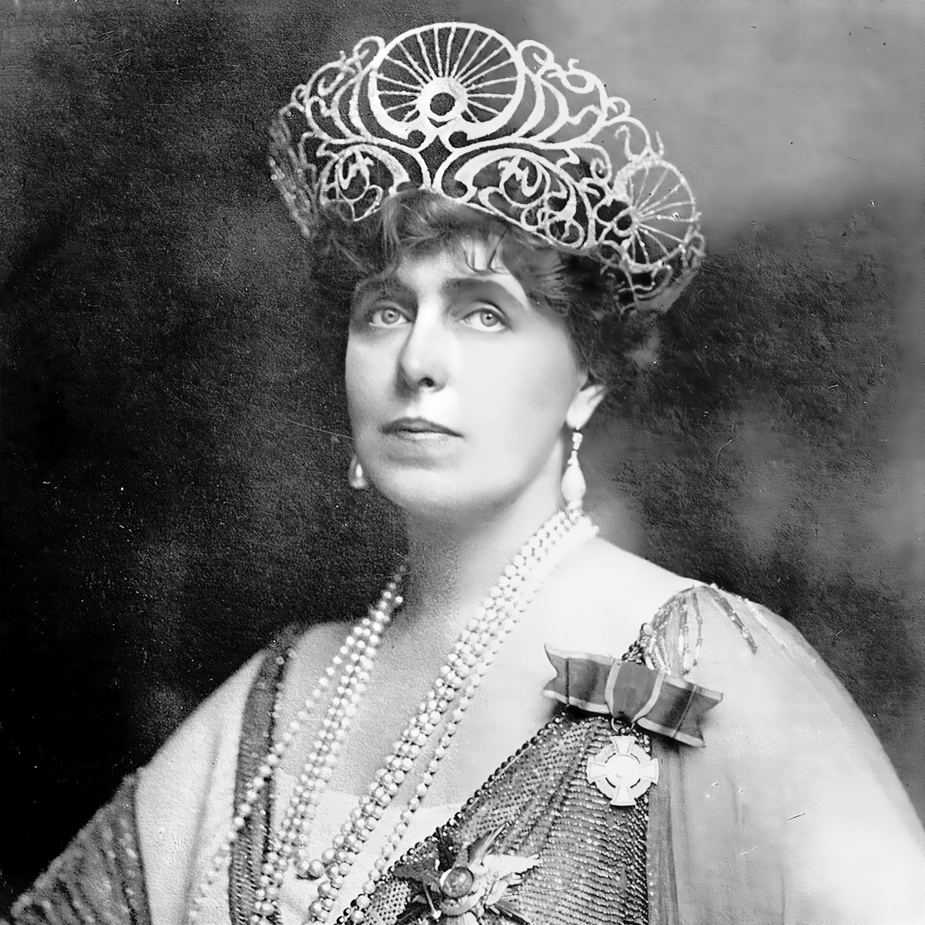Queen Marie of Romania: Charismatic Architect of a Nation episode artwork