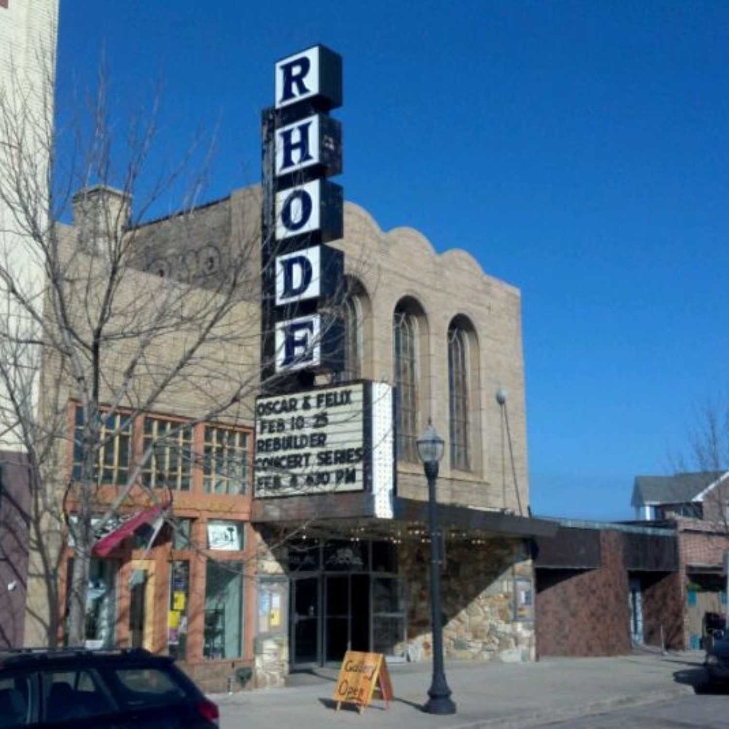 Rhode Roundtable: Presented by the Lakeside Players