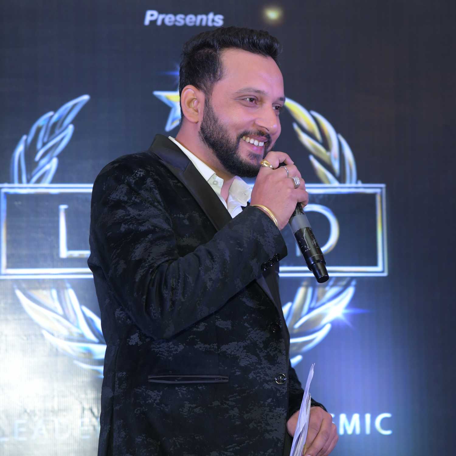 Carry on Jaipur Show