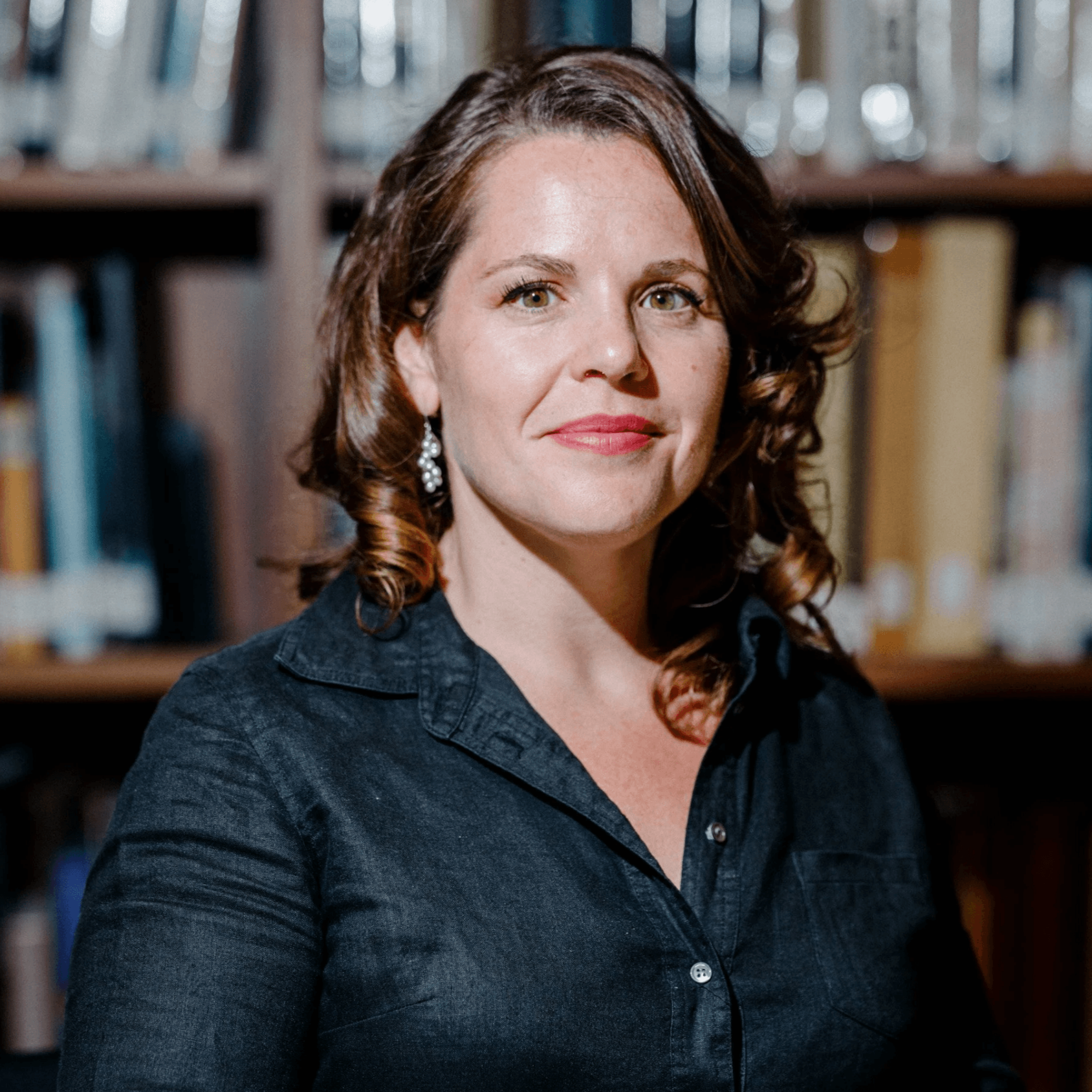 Hillary Olcott on Indigenous Art, Museum Repatriation, and Reimagining the de Young Museum’s Galleries episode artwork