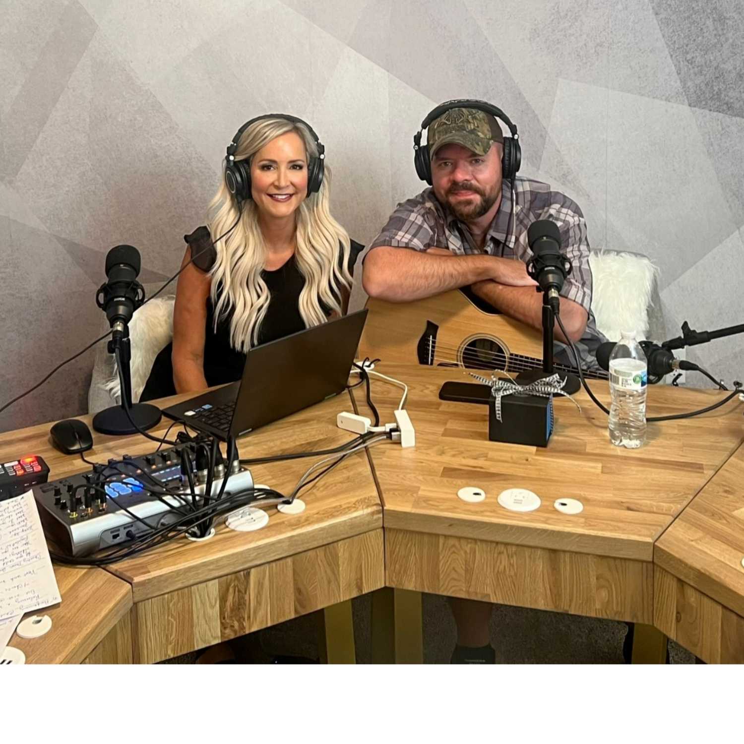 SEE THE UNSEEN Podcast w/Melissa Georgeoff