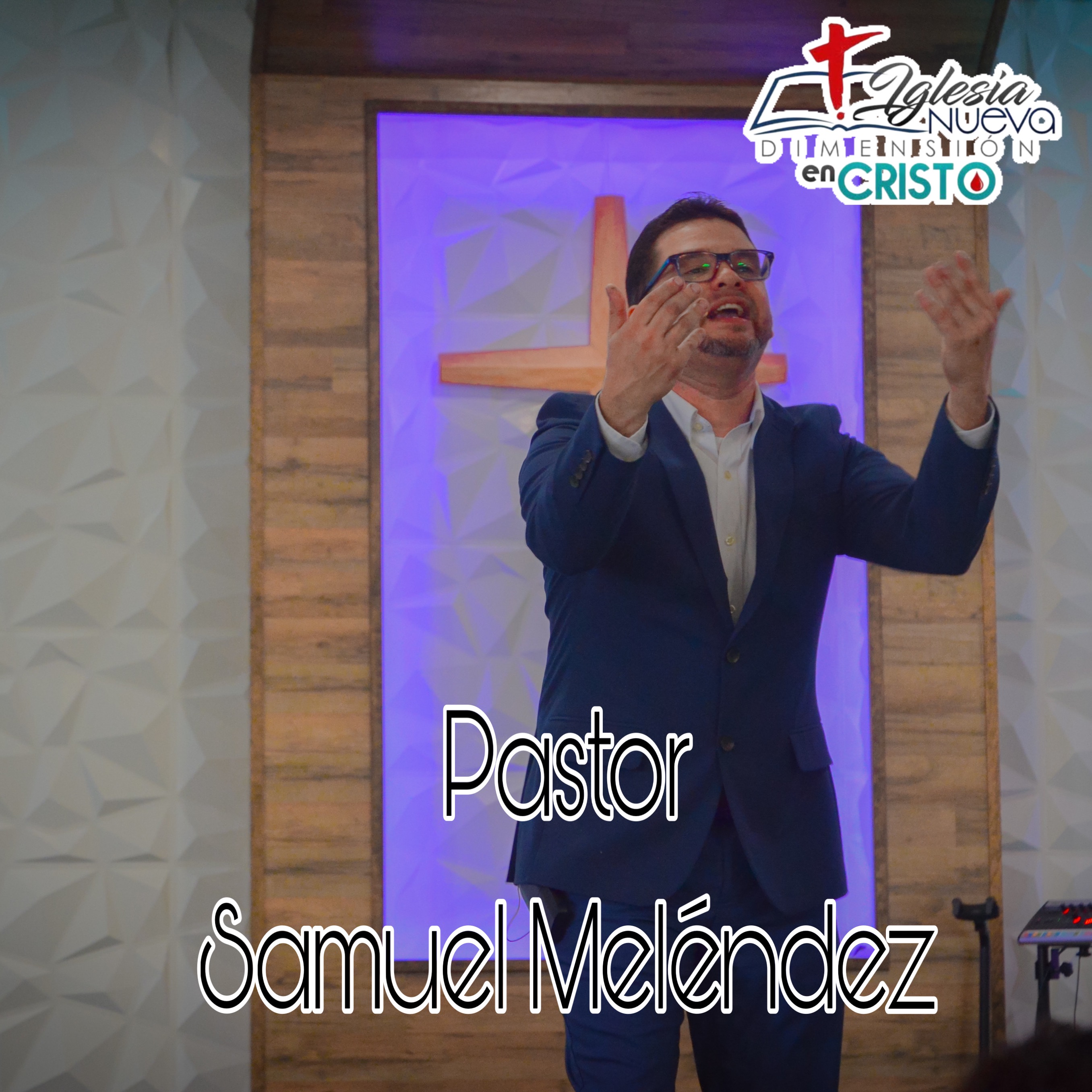Servíos Con Amor