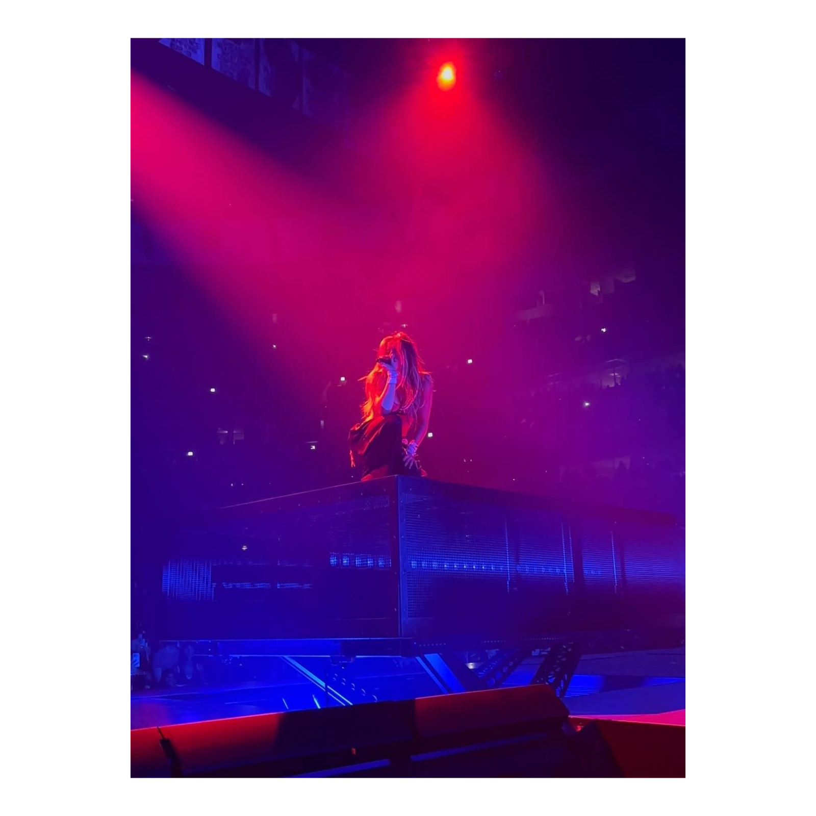 Siren sounds Tate McRae (old bridge) cover art