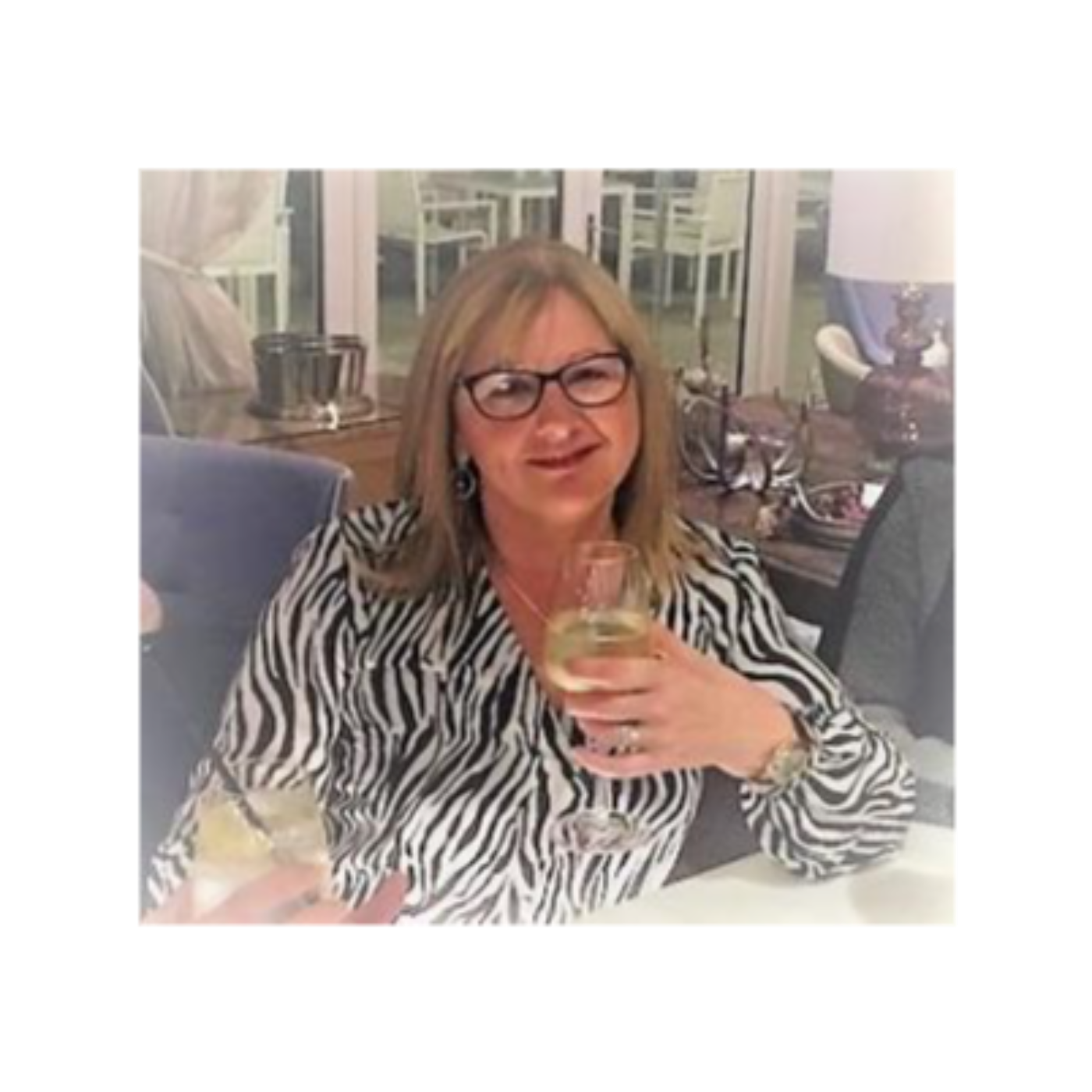 Drift Away Sundays with Suzie Mac
