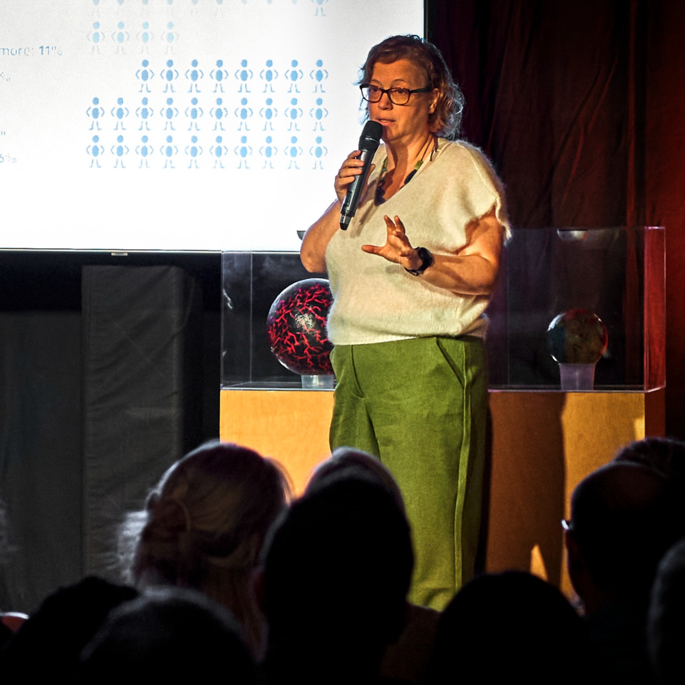 Het Stadsjuweel/Bijou de ville/City Jewel - Trauma recognition through art