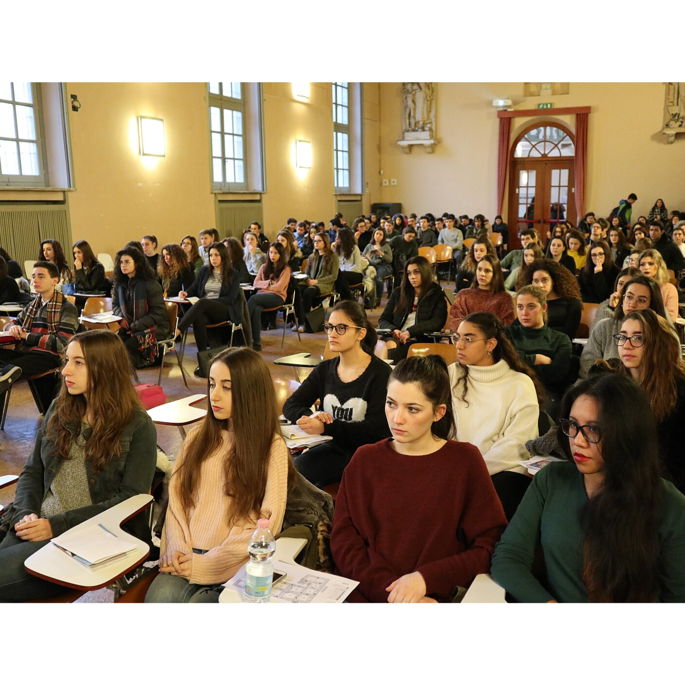 Study Skills 101:  The benefits of sitting up front!