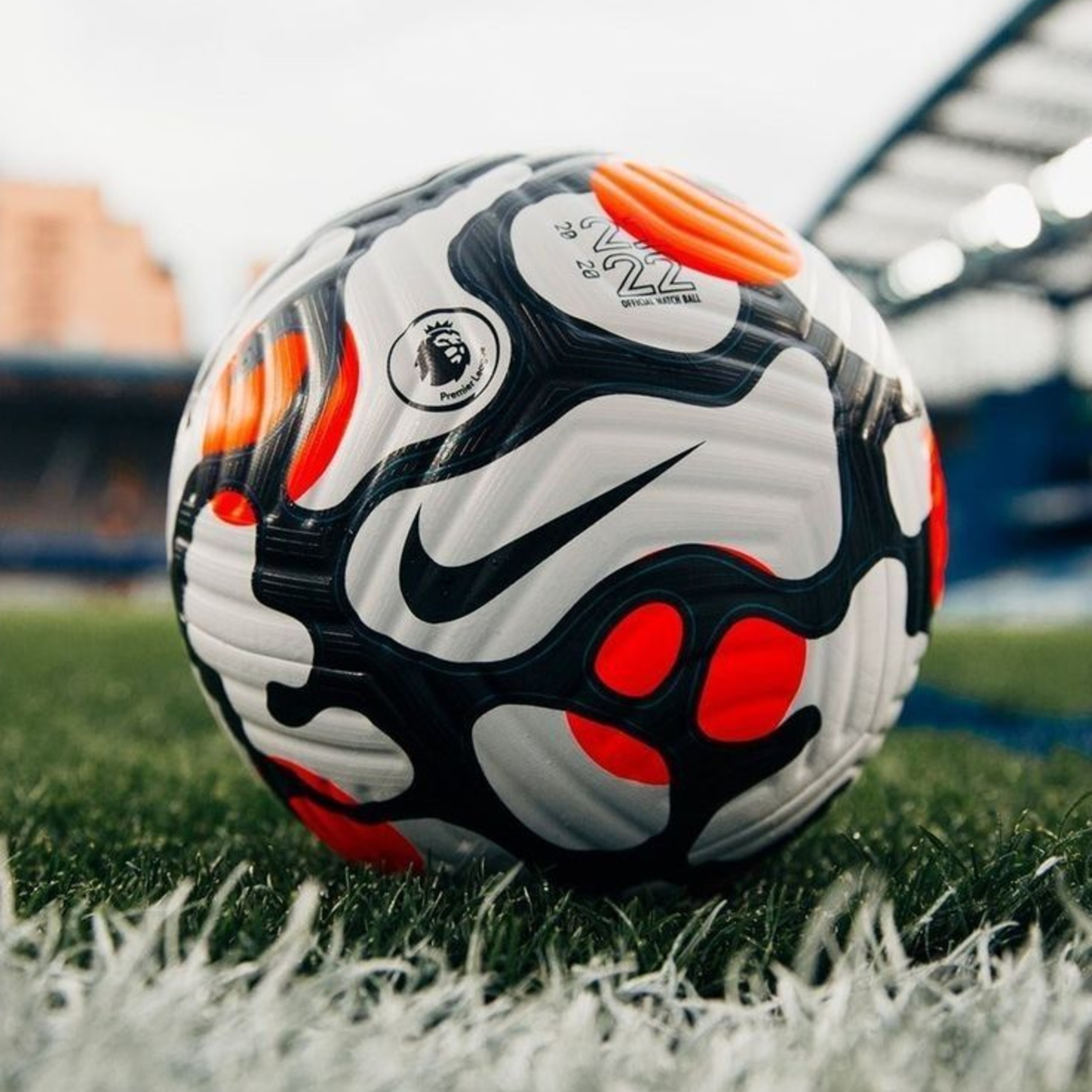 Ten Hag: Reviving the Red Devils or the Next Victim? podcast artwork