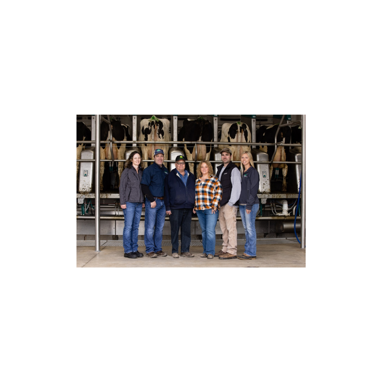 E530 From 65 Cows to 10,000, the Bull Nobody Wanted, and an Economist Who Tells It Straight: WDE Names Its 2026 Award Winners 