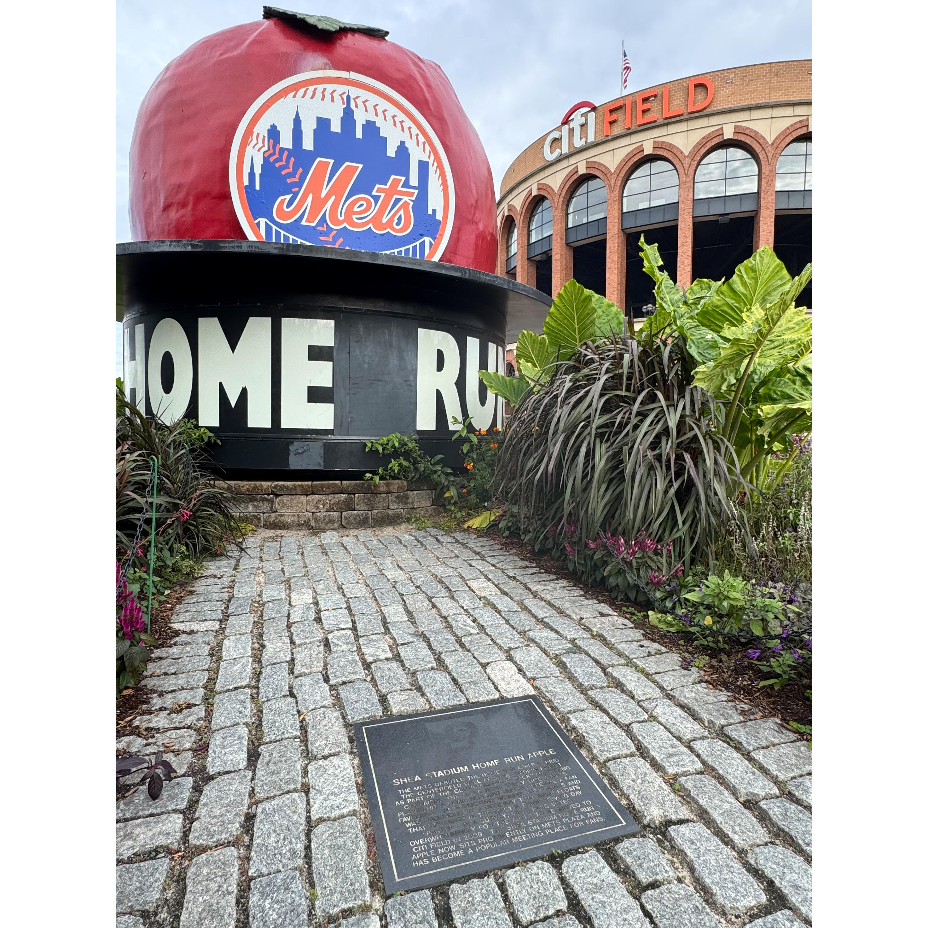Mets Up - Trade Deadline Review with Josh Sarfity episode artwork